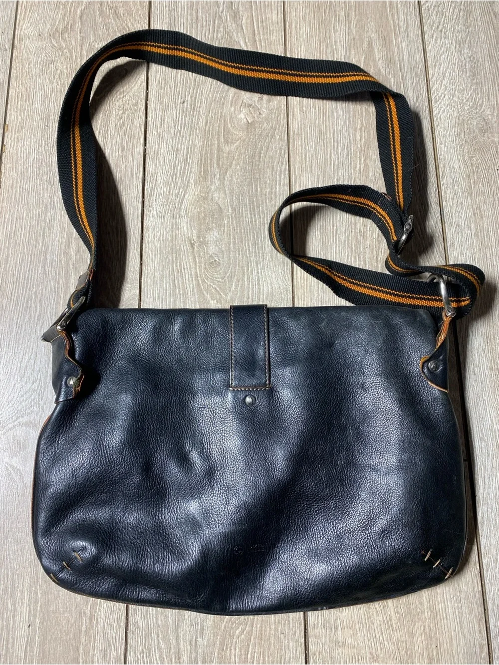 Toscanella Piero Tucci Black Leather Messenger Crossbody Bag Stripe Strap Italy